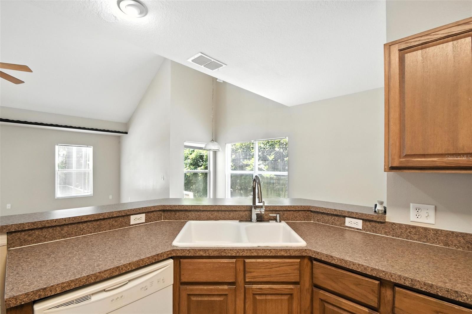 Image 21 of 68 For 3110 Heartleaf Place