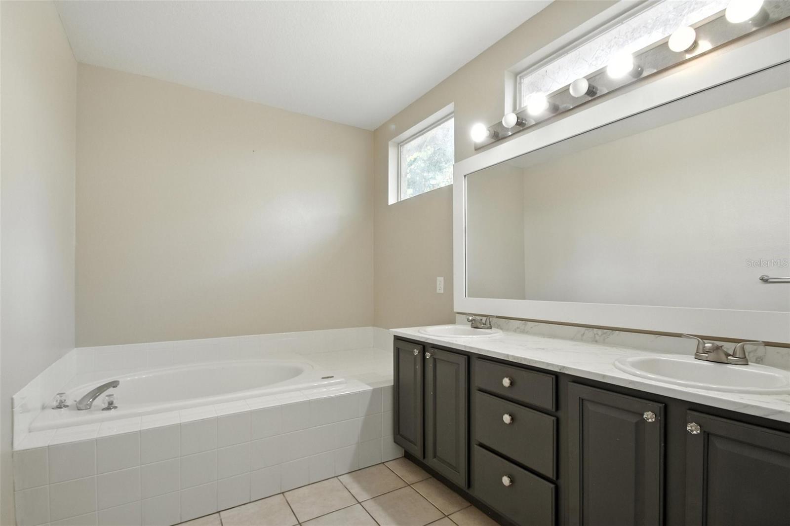 Image 25 of 68 For 3110 Heartleaf Place