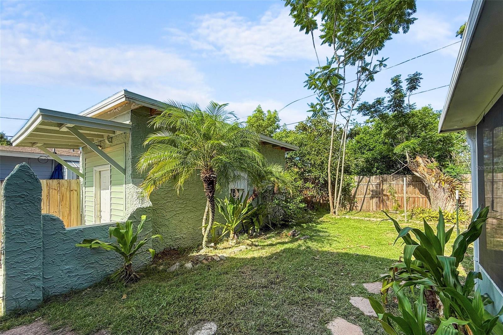 Image 15 of 18 For 1215 6th Street