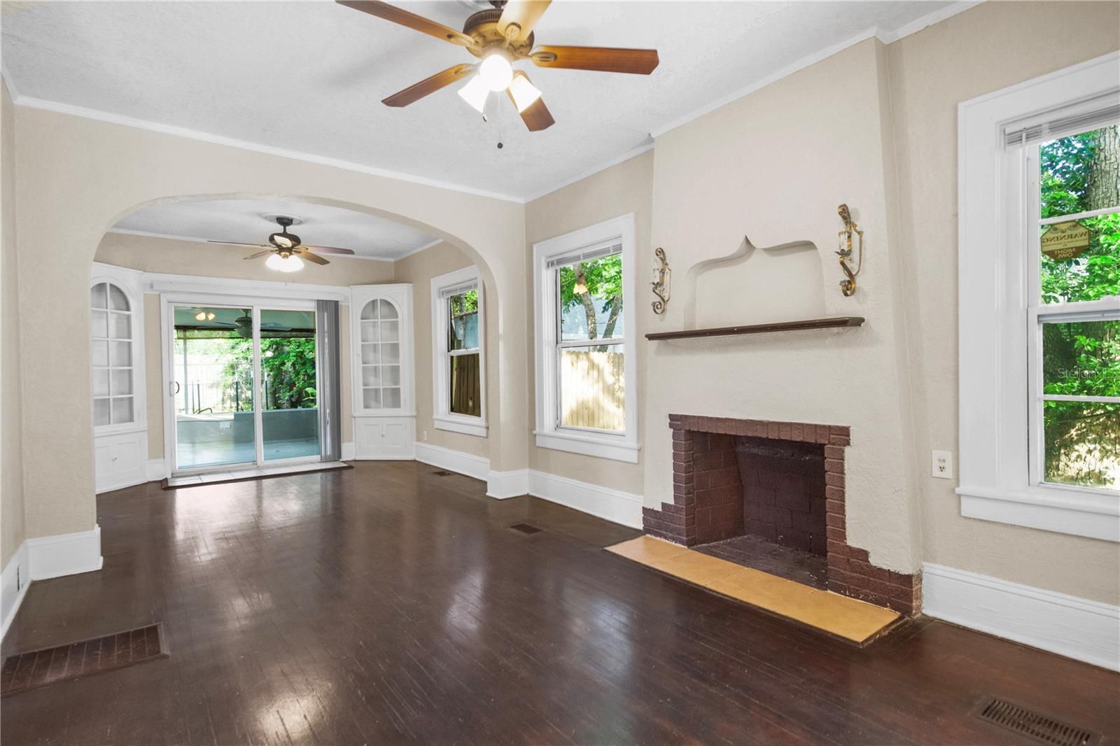 Image 3 of 18 For 1215 6th Street