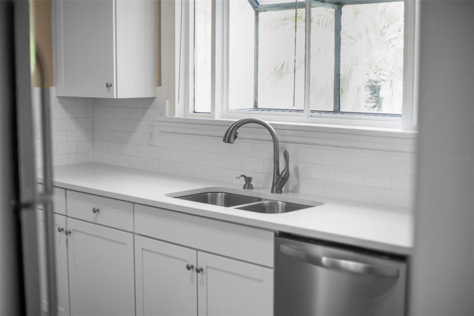 Image 7 of 18 For 1215 6th Street