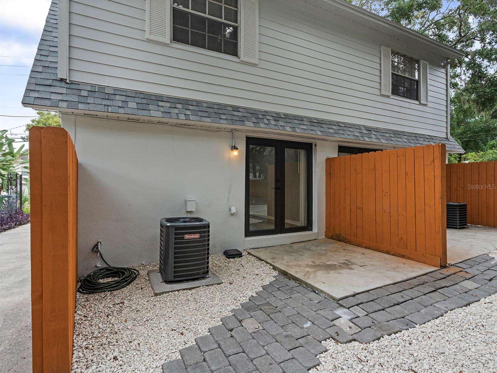 Image 22 of 22 For 730 Putnam Avenue