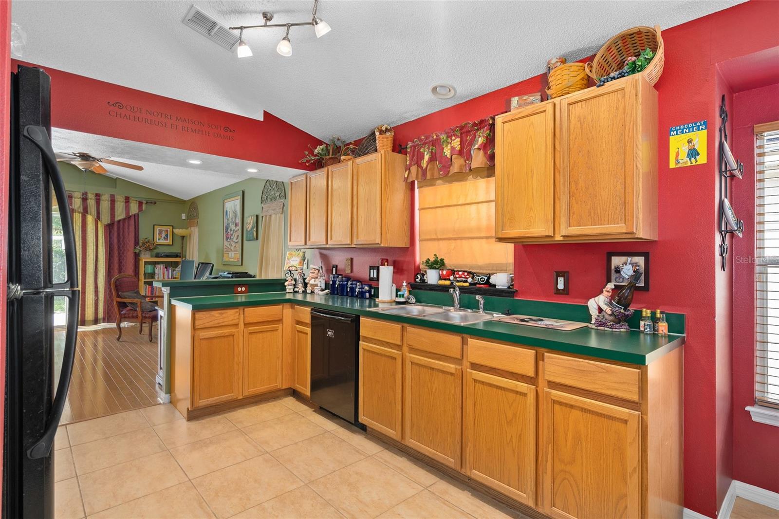 Image 12 of 29 For 1048 Woodsong Way