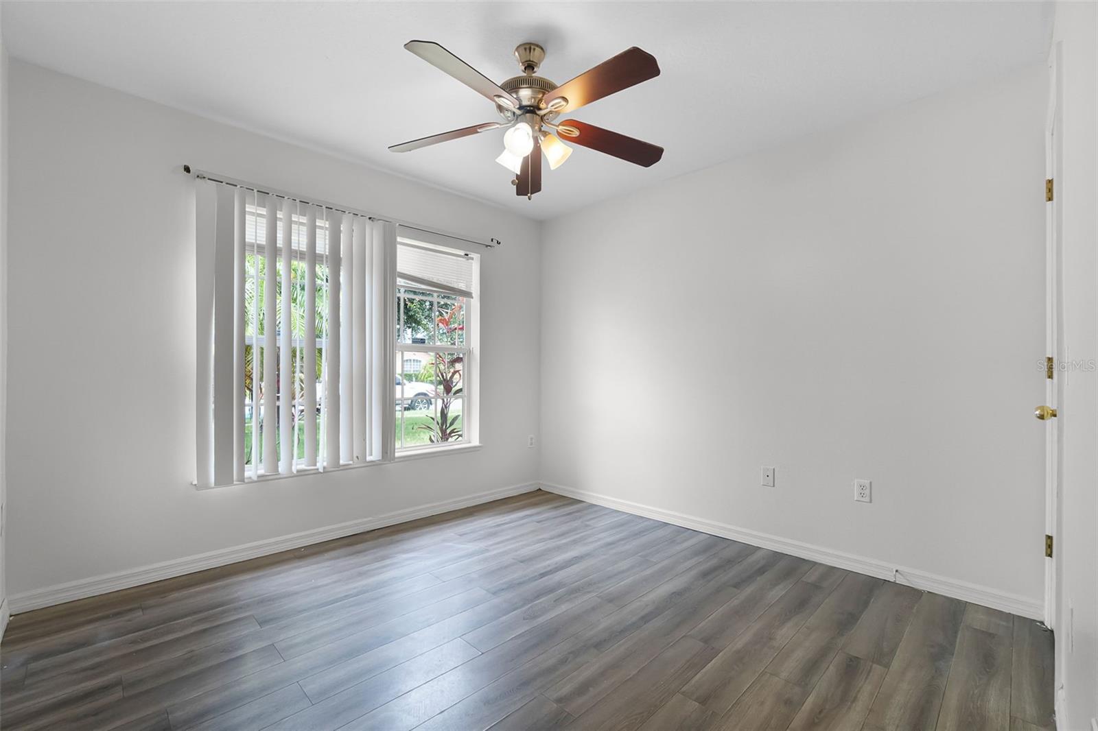 Image 8 of 20 For 5671 Sycamore Canyon Drive