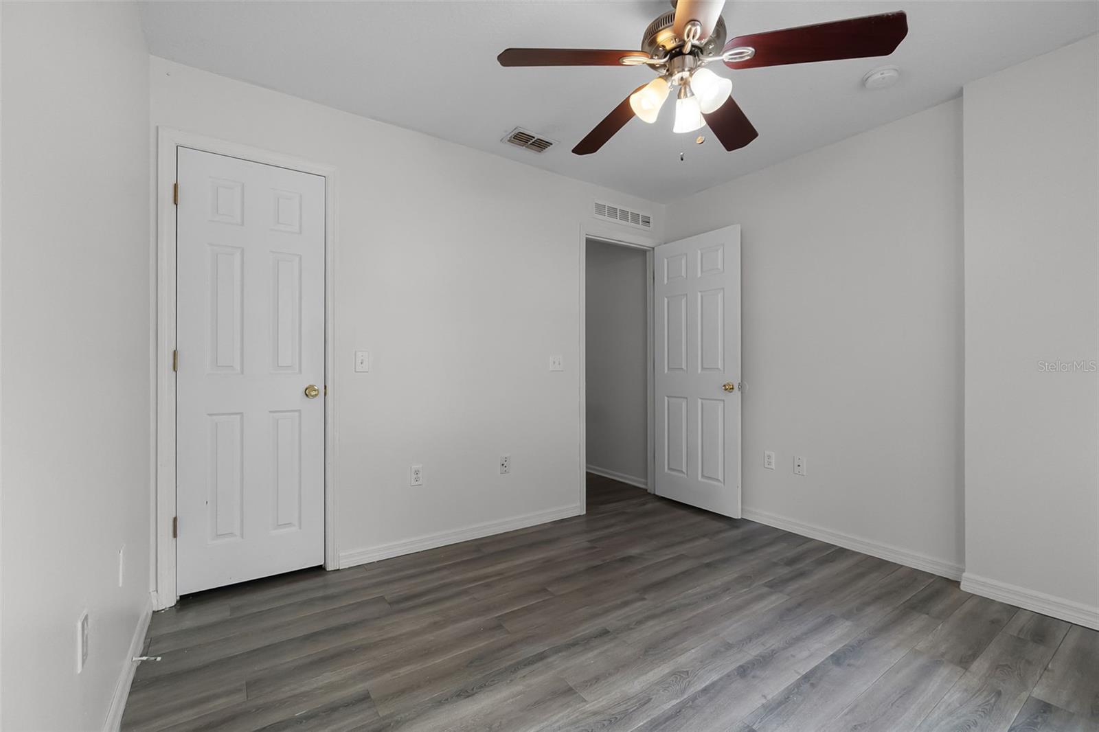 Image 9 of 20 For 5671 Sycamore Canyon Drive