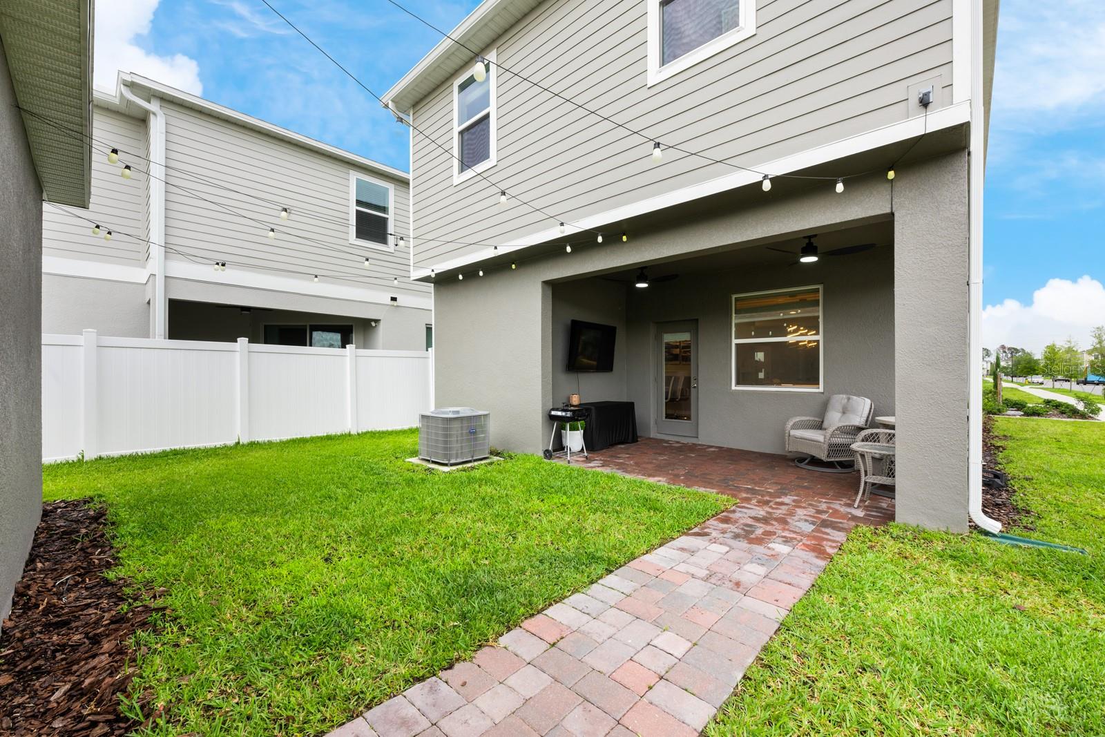 Image 17 of 29 For 619 Cheval Lane
