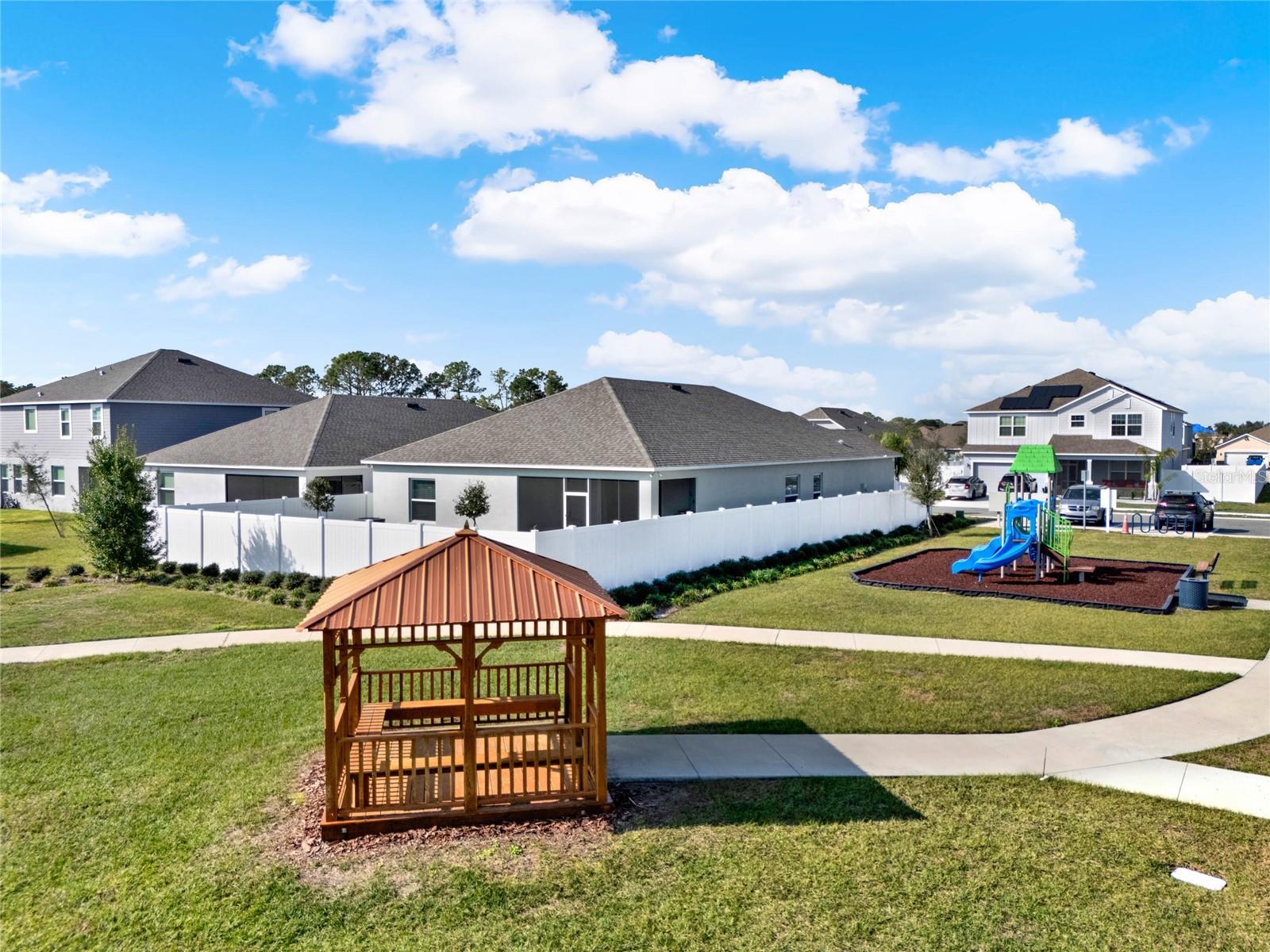 Image 33 of 38 For 554 Pawnee Court