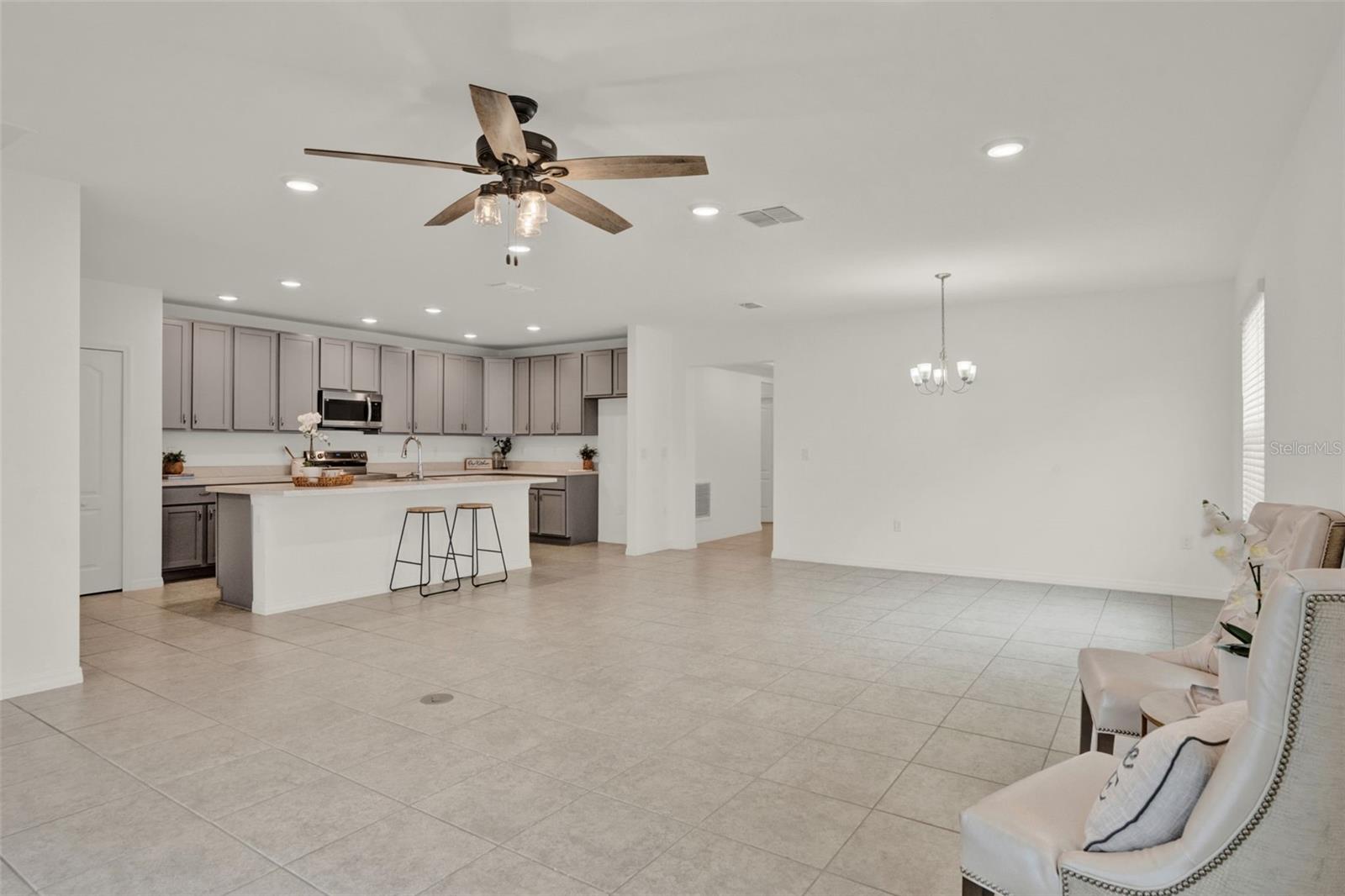 Image 7 of 38 For 554 Pawnee Court