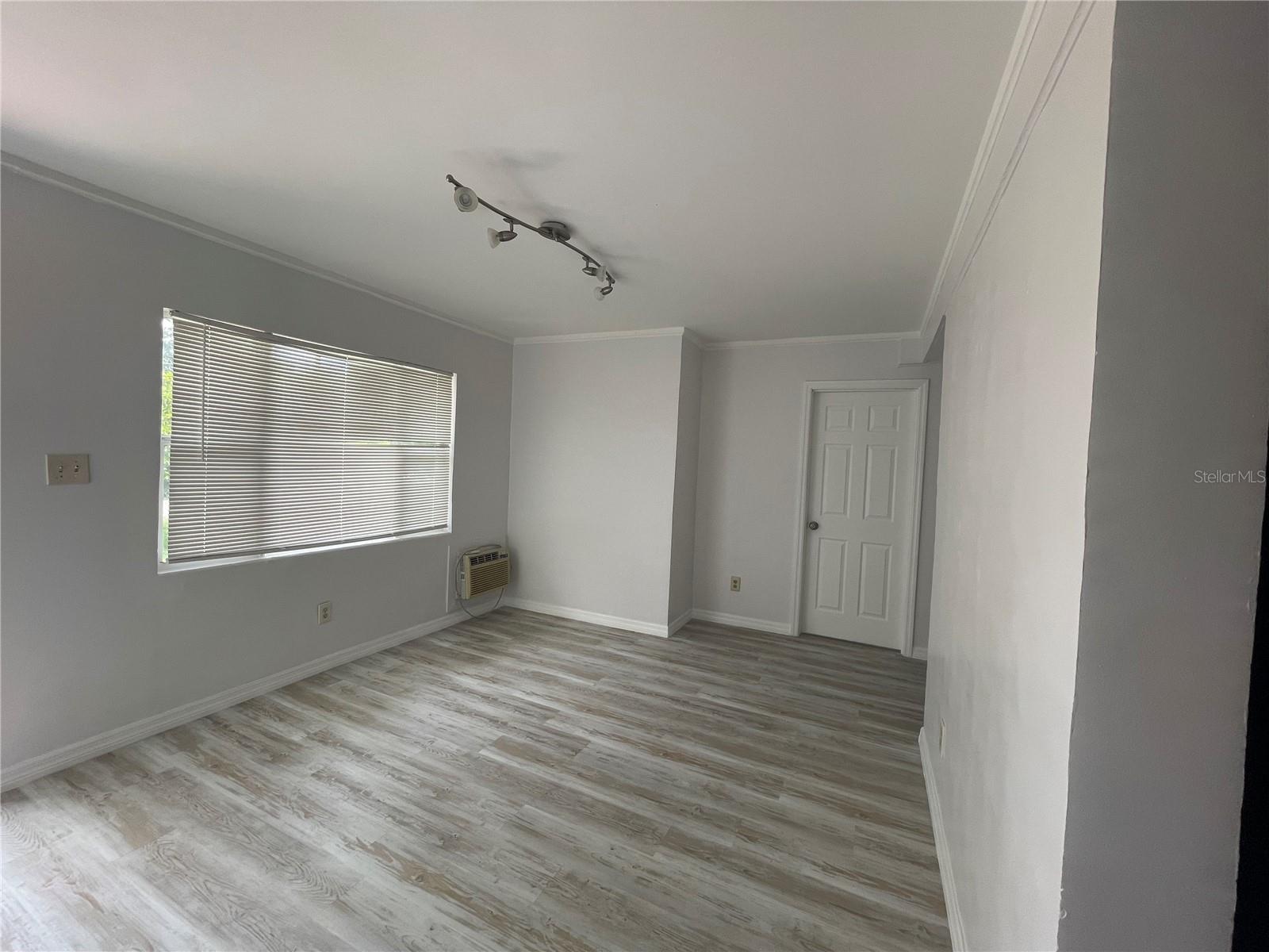 Image 24 of 42 For 1837 Wakulla Way