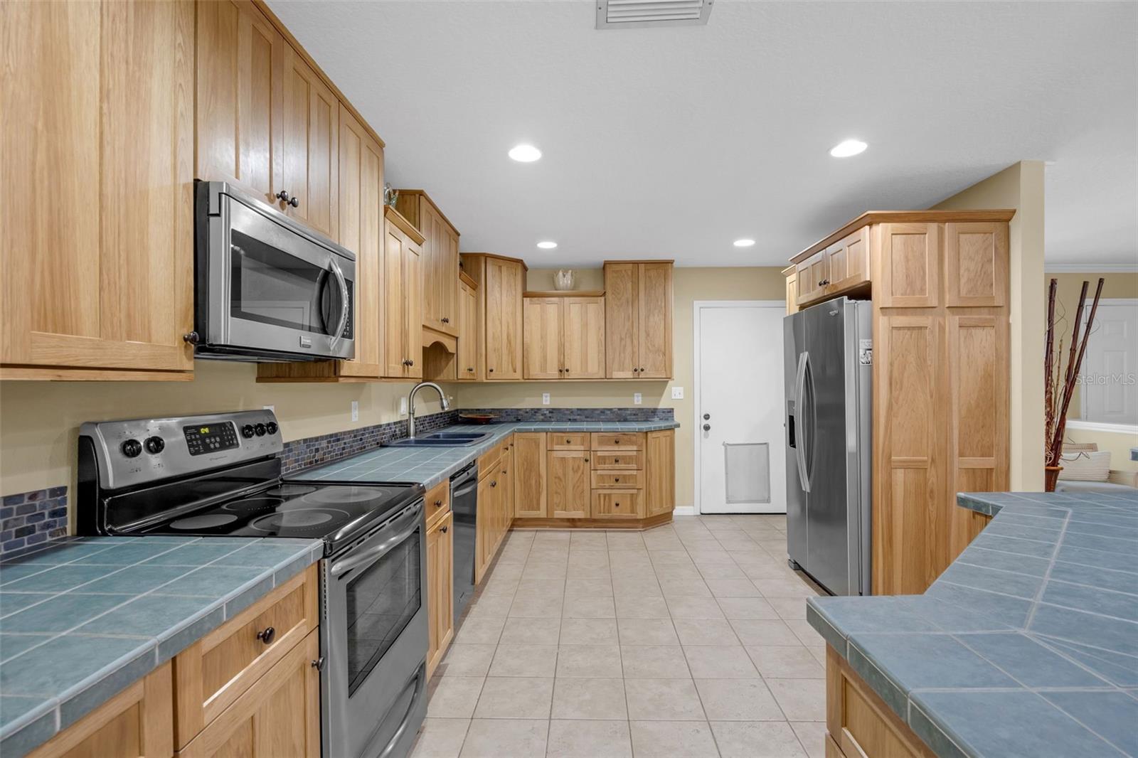 Image 13 of 45 For 7838 Sloewood Drive