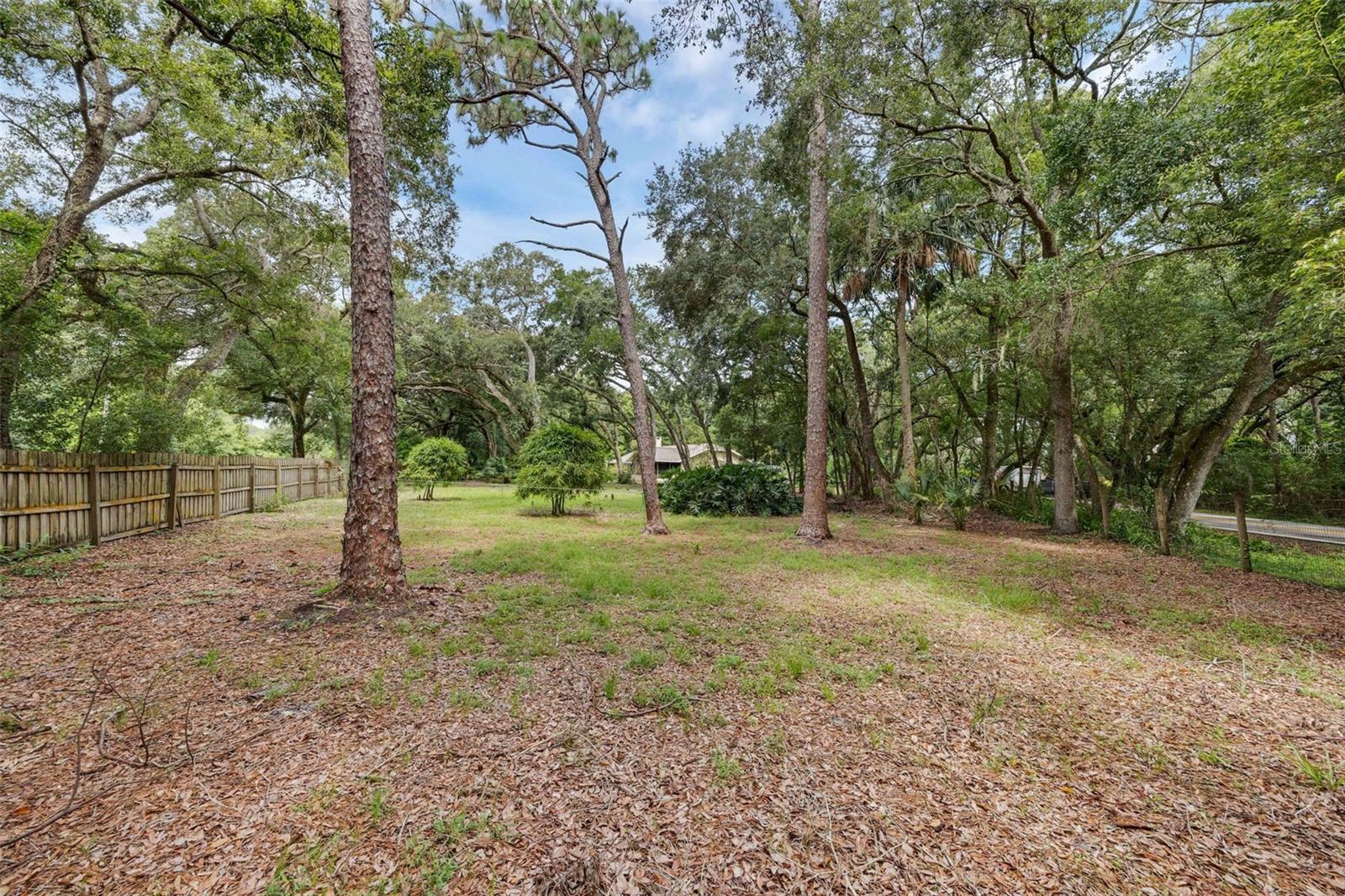 Image 35 of 45 For 7838 Sloewood Drive