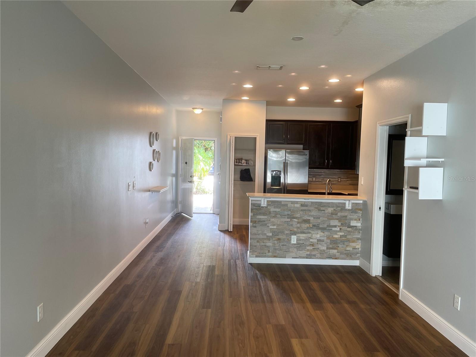 Image 4 of 24 For 9038 Shepton Street