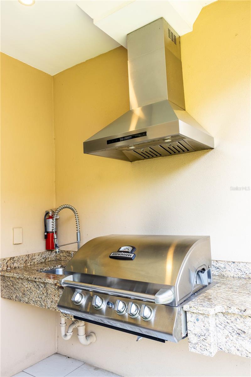 Image 24 of 48 For 7627 Recife Drive