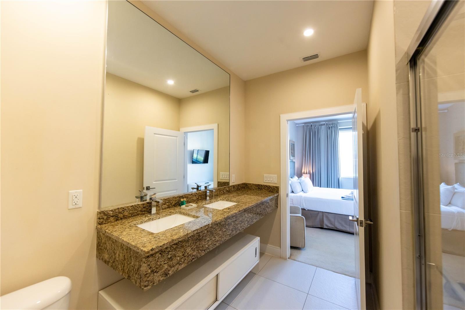 Image 27 of 48 For 7627 Recife Drive