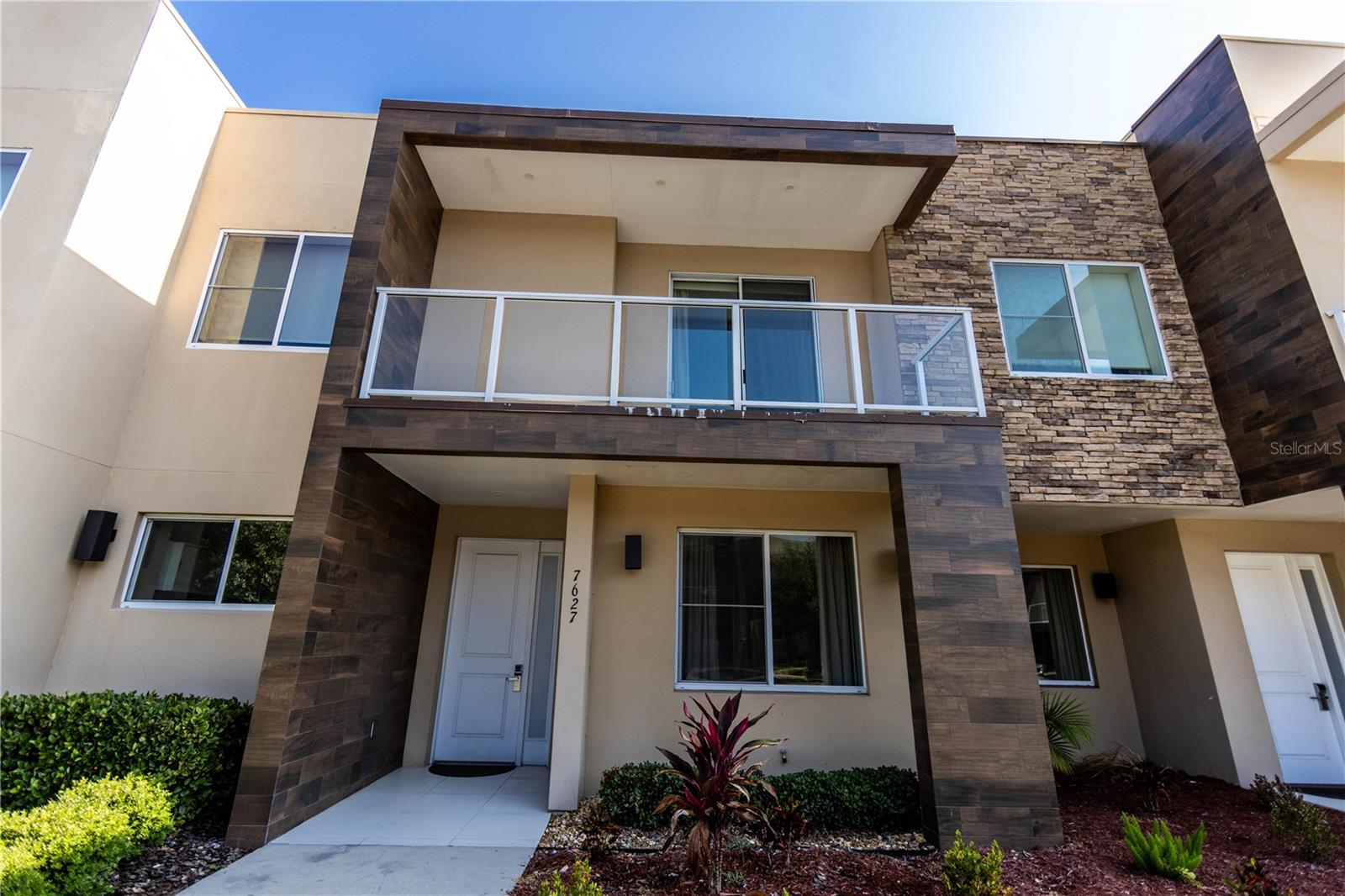 Image 3 of 48 For 7627 Recife Drive