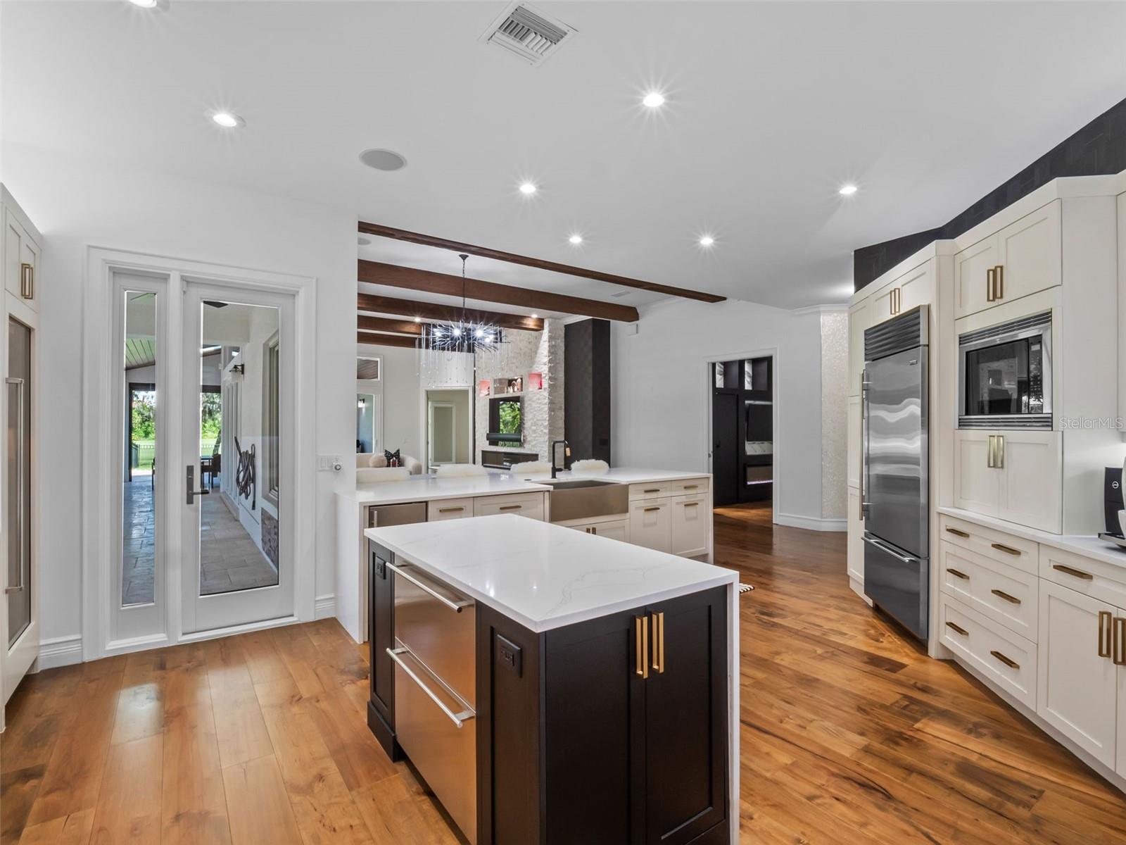 Image 14 of 47 For 10238 Chiltern Garden Drive
