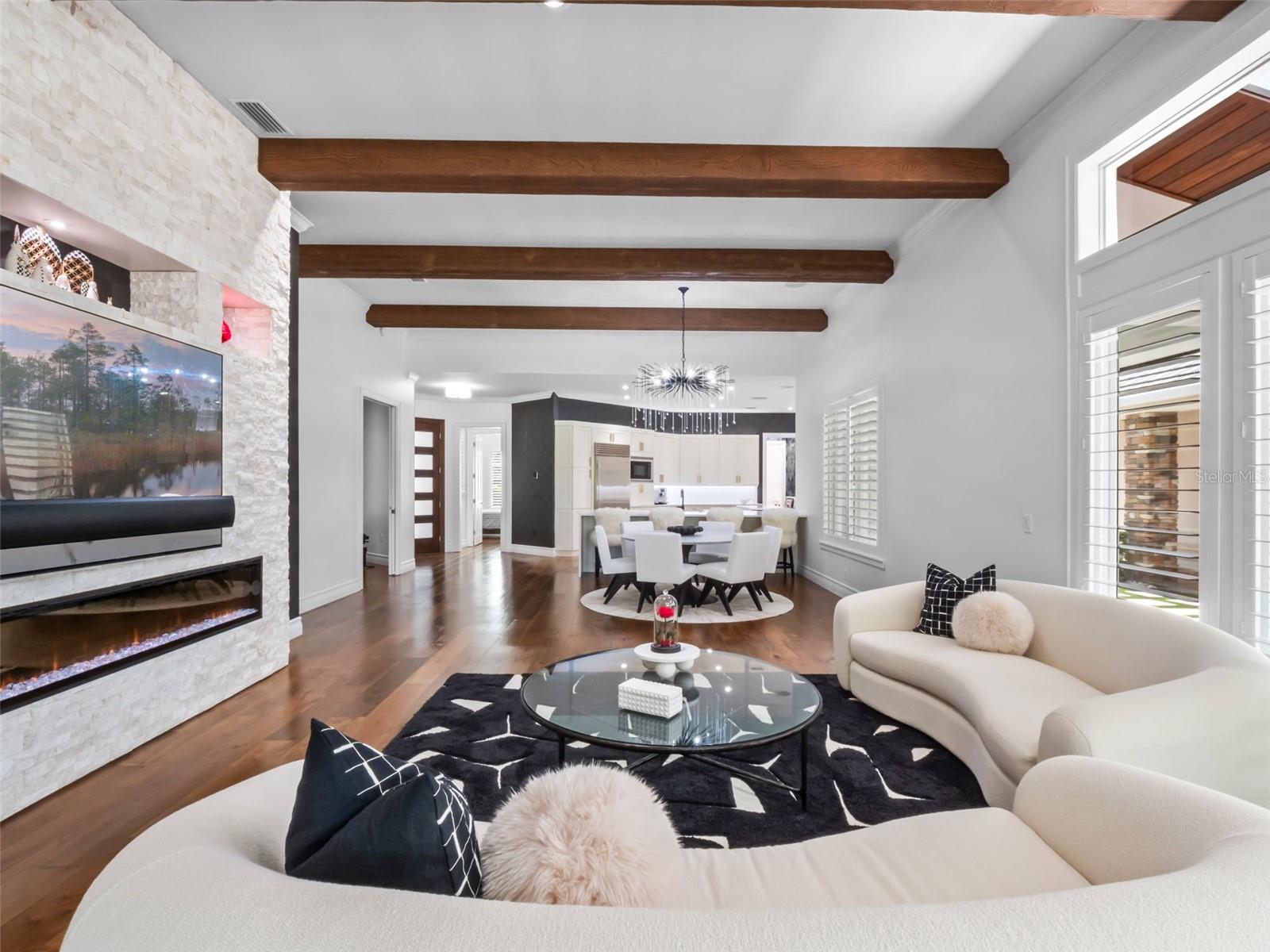 Image 7 of 47 For 10238 Chiltern Garden Drive