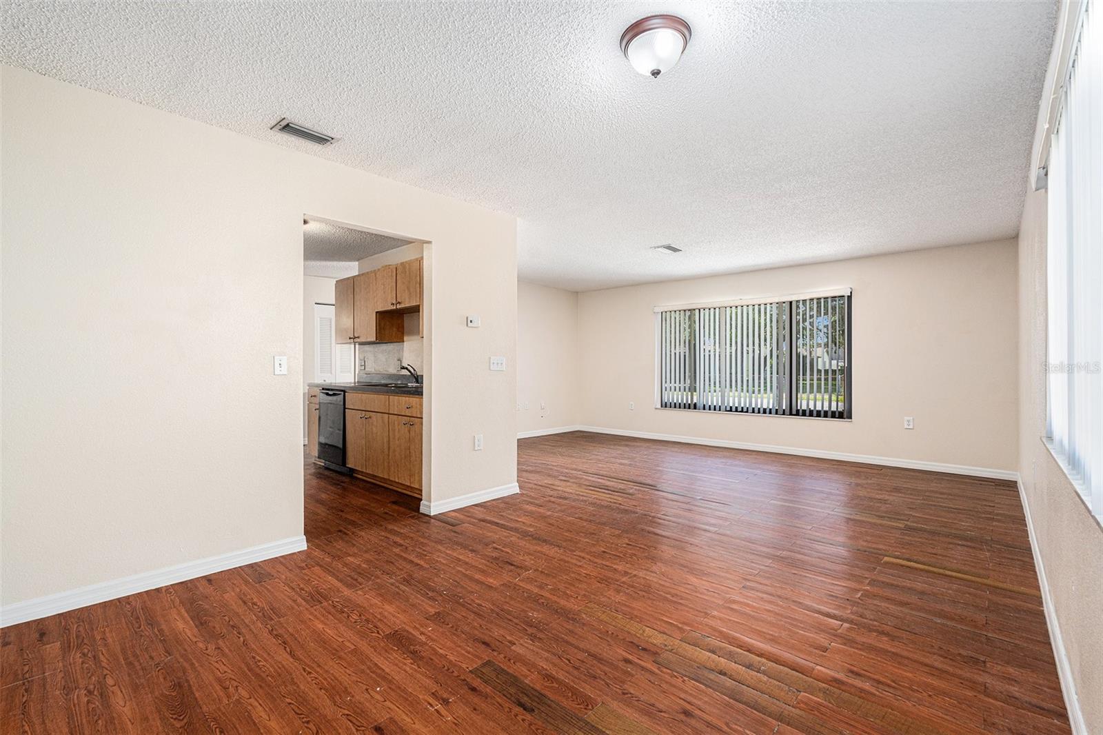 Image 4 of 15 For 7527 Atherton Avenue