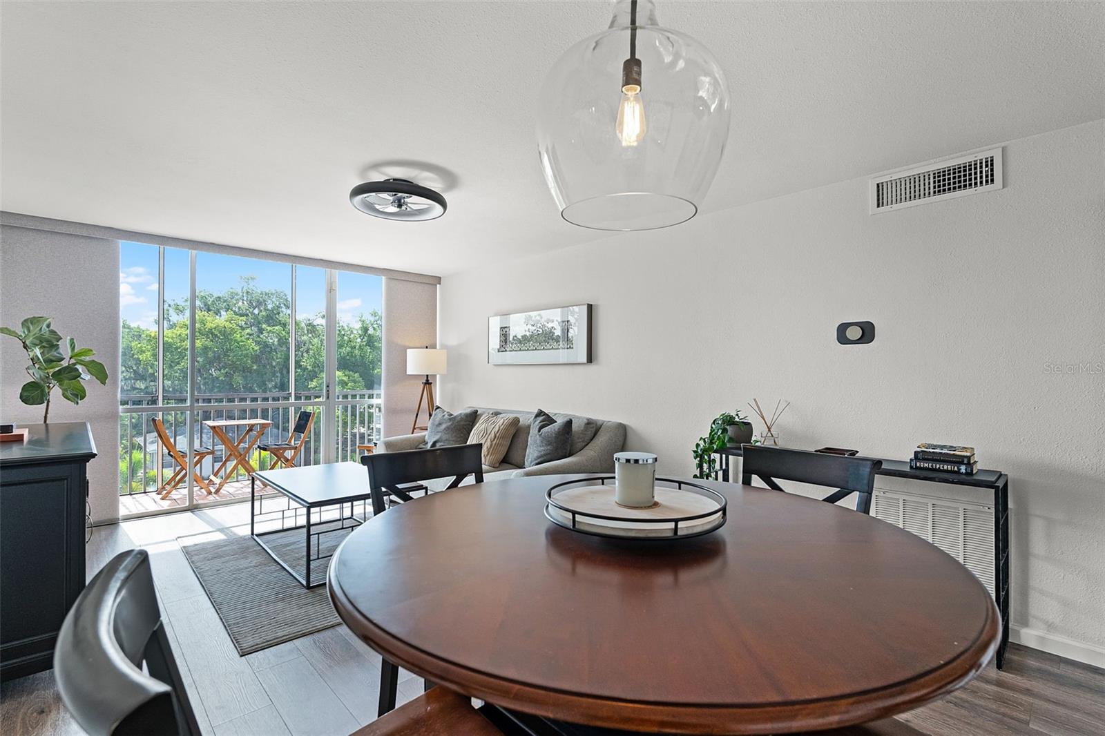 Image 4 of 23 For 1100 Delaney Avenue F407