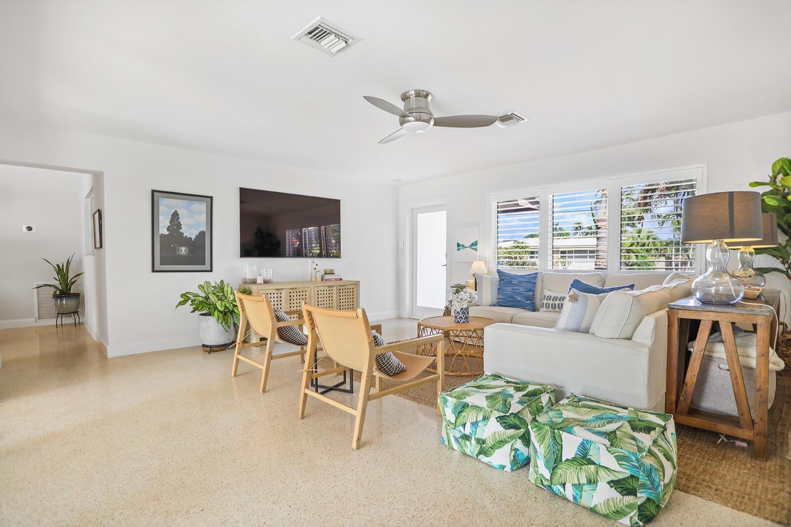 Image 6 of 25 For 2509 22nd Terrace