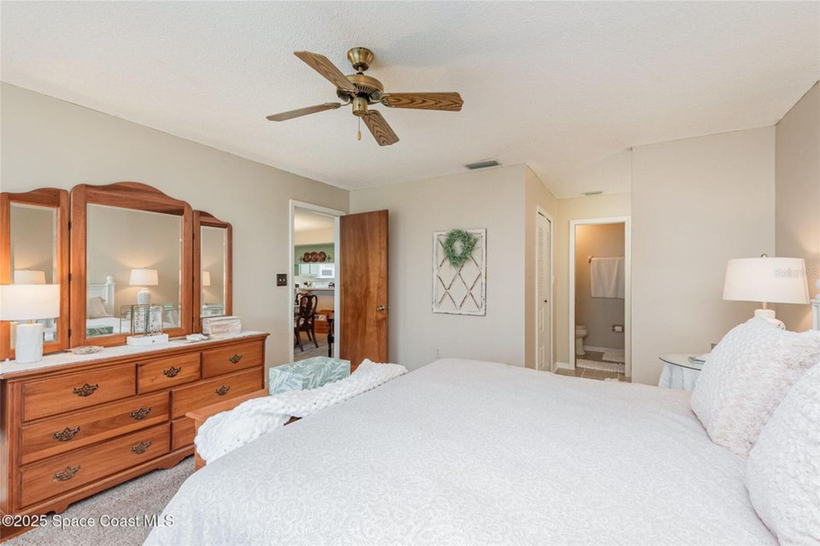 Image 12 of 16 For 307 La Paloma Lane 307