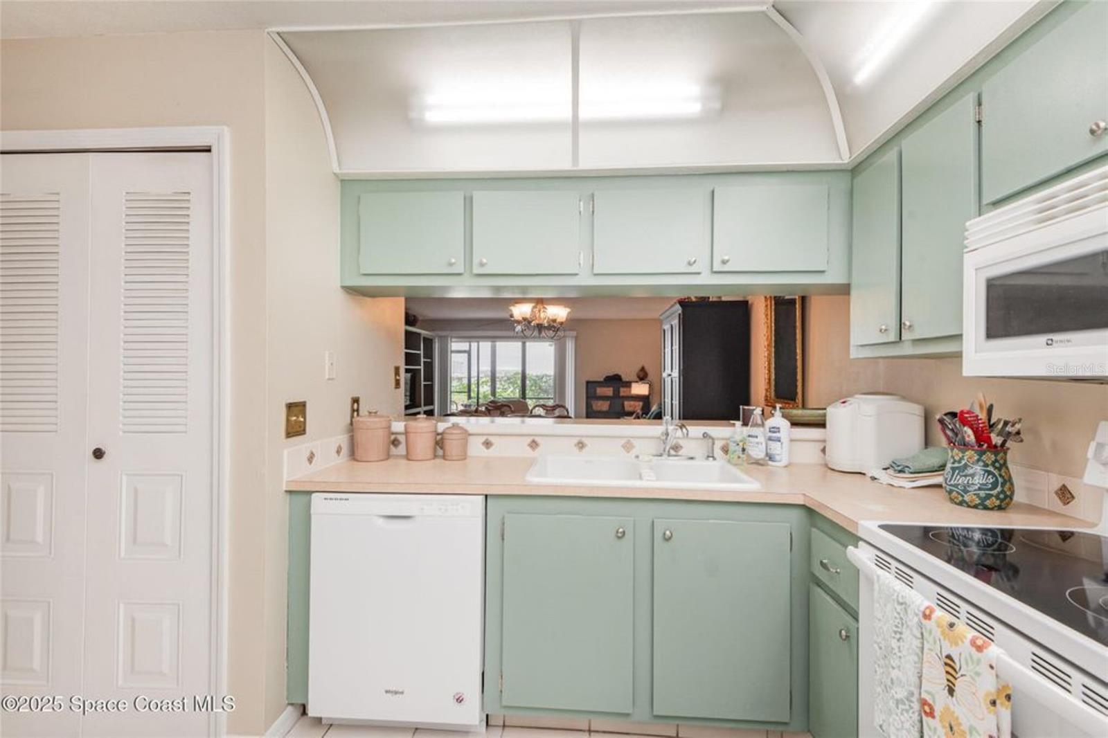 Image 7 of 16 For 307 La Paloma Lane 307