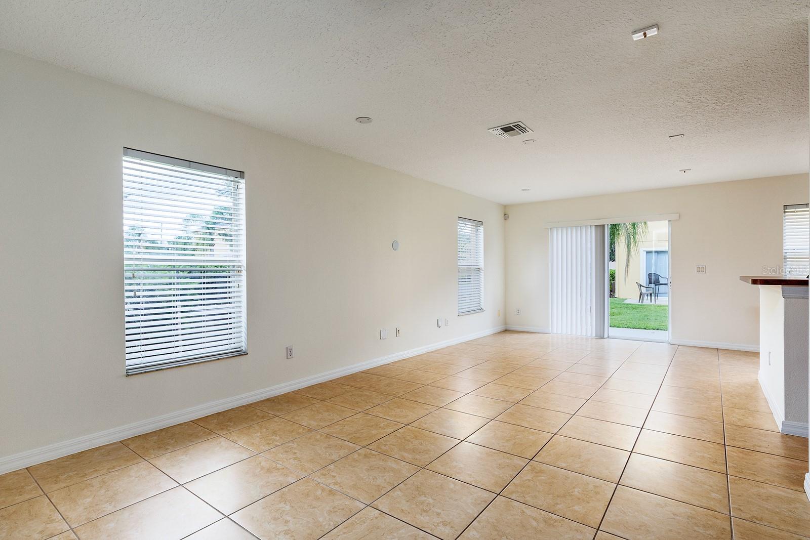 Image 2 of 21 For 4020 Pitch Pine Circle