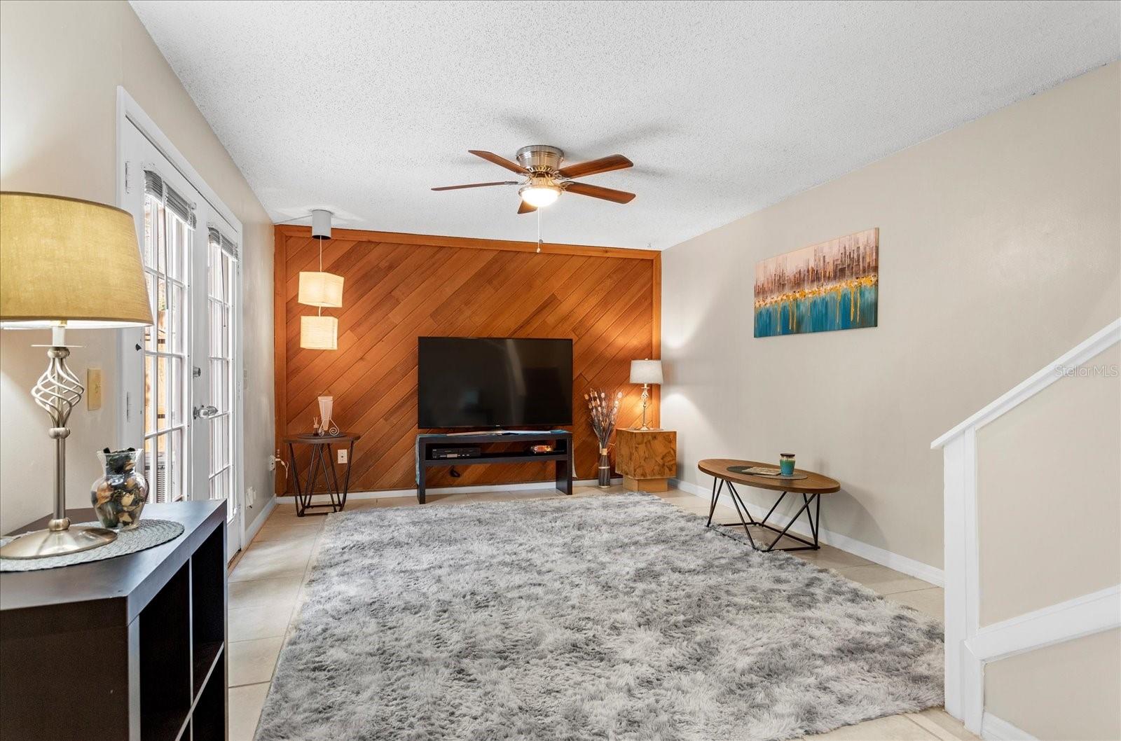 Image 5 of 32 For 4600 Lighthouse Circle 81