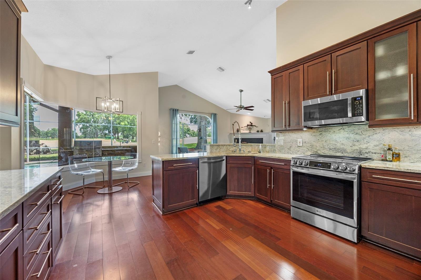 Image 10 of 22 For 6631 Crenshaw Drive