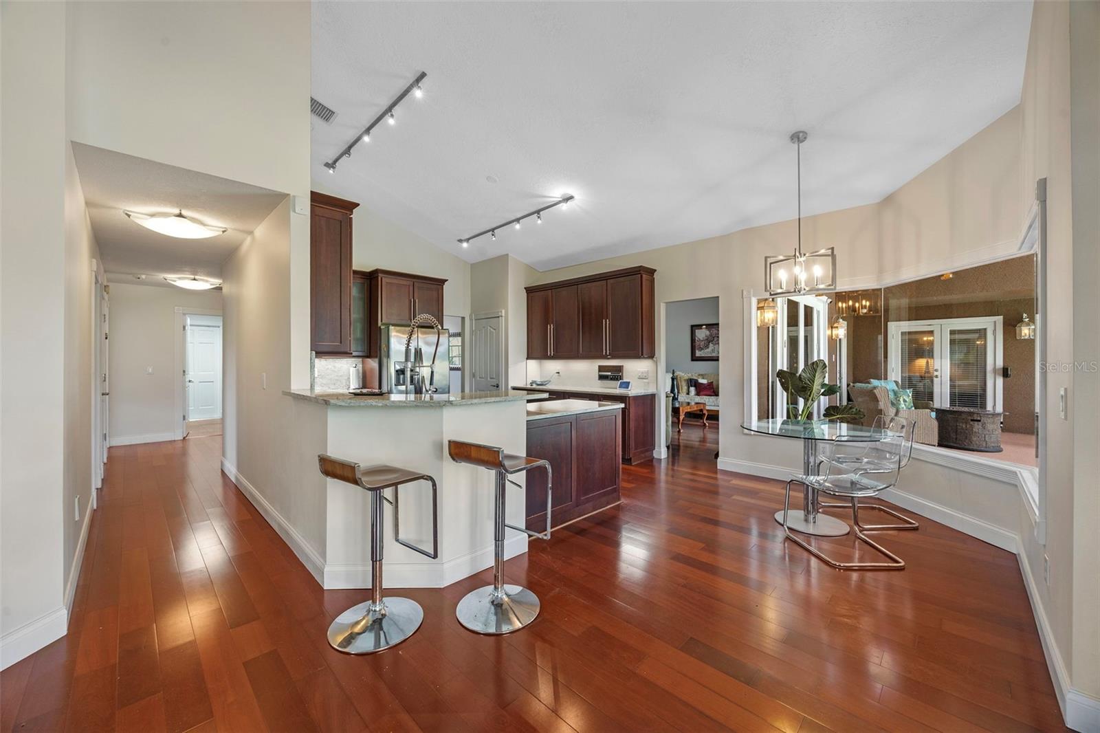 Image 7 of 22 For 6631 Crenshaw Drive