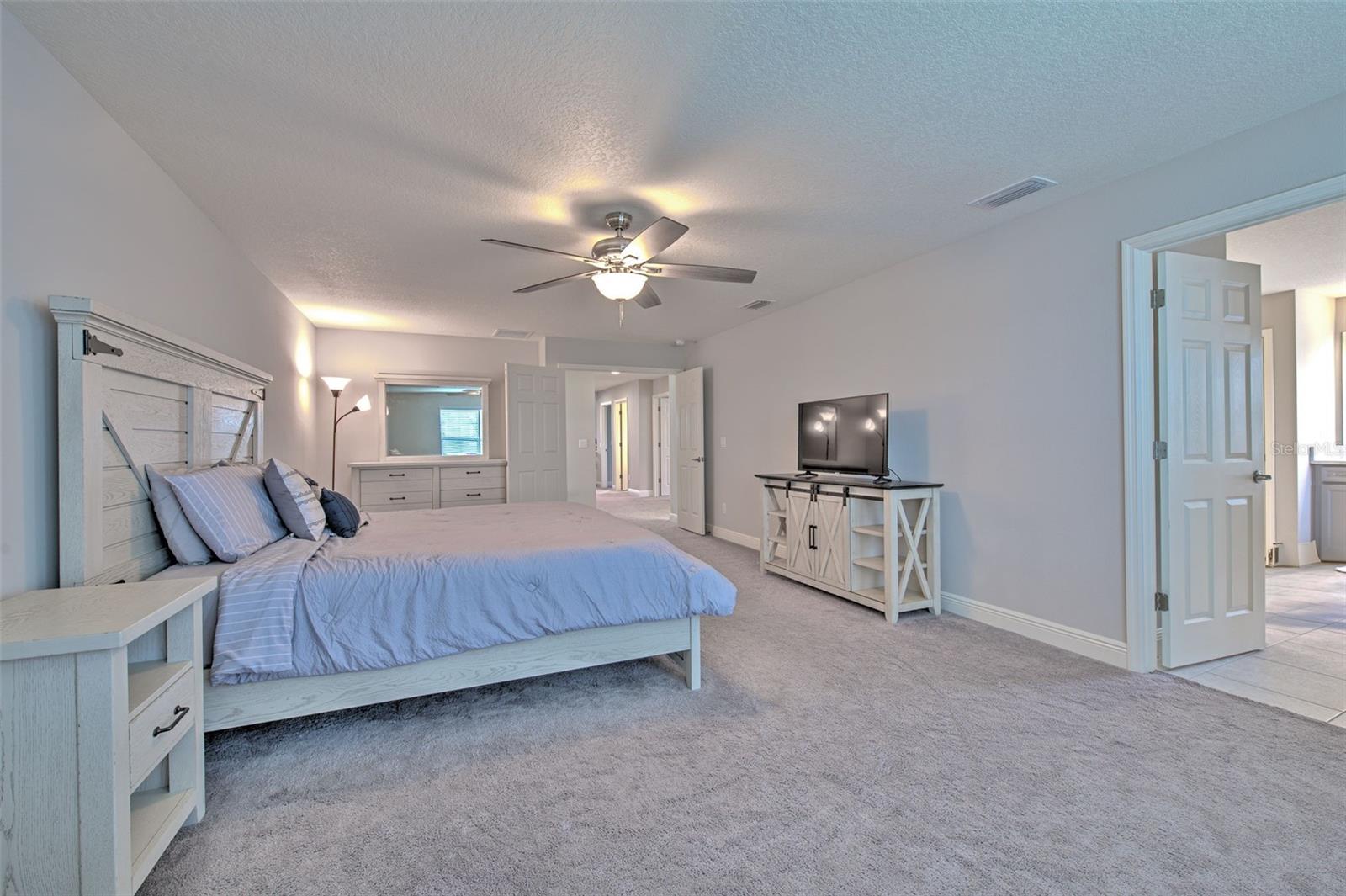 Image 38 of 69 For 12990 Burns Drive