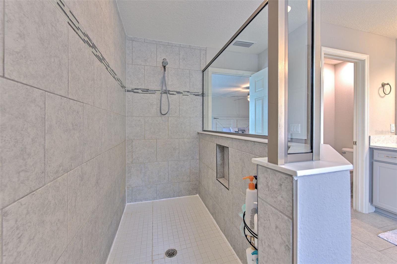 Image 40 of 69 For 12990 Burns Drive