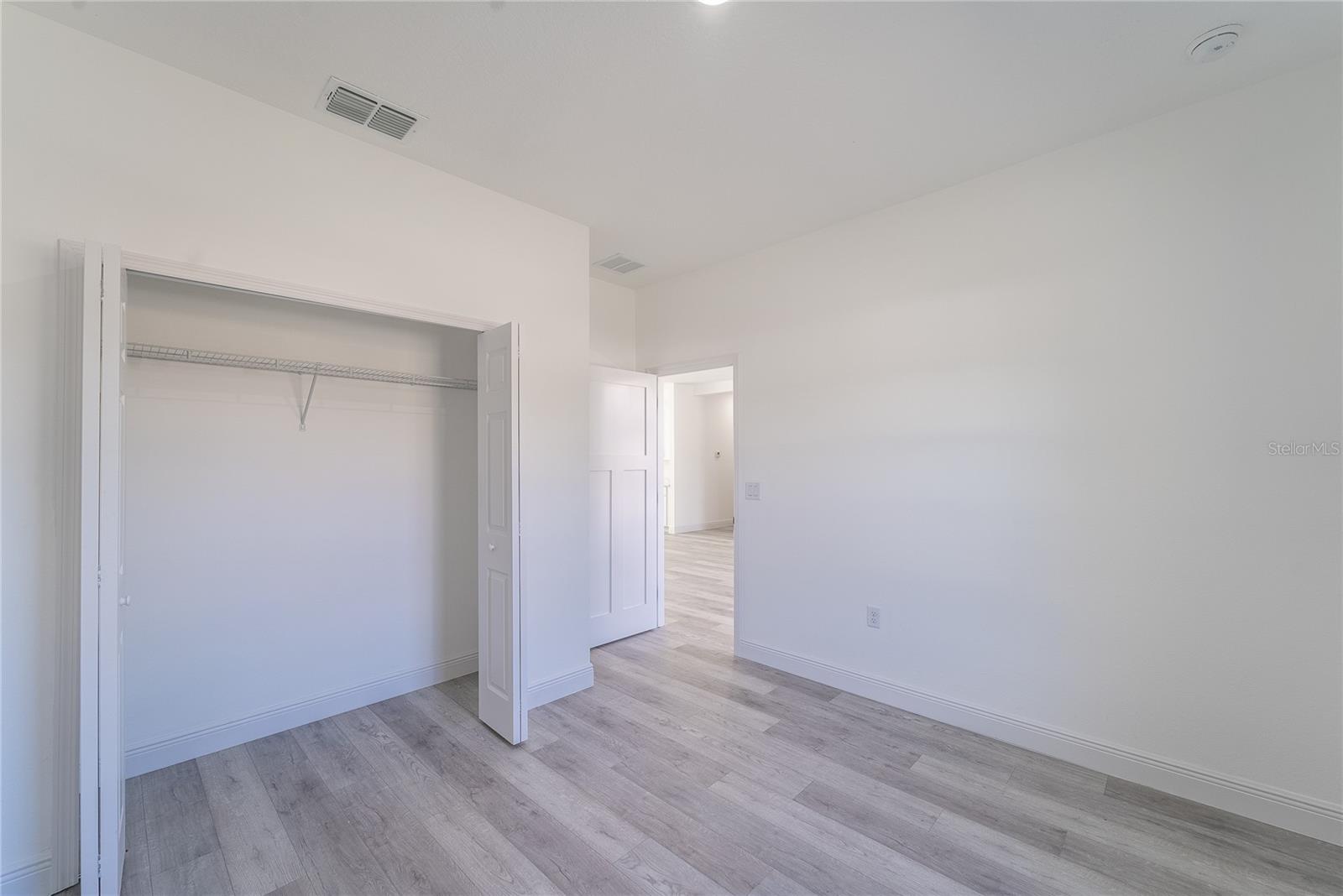 Image 11 of 33 For 572 Bluster Place