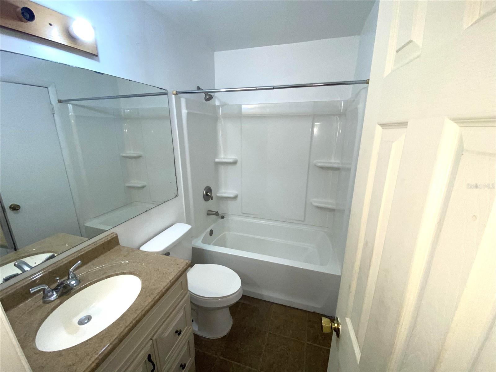 Image 16 of 19 For 6104 Curry Ford Road 207