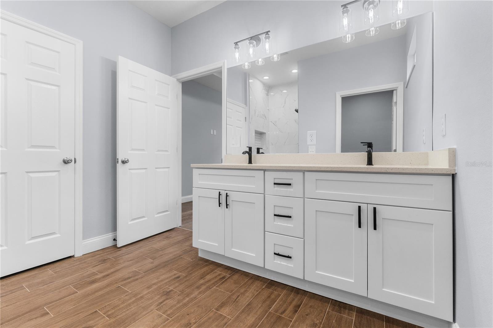 Image 23 of 42 For 1765 9th Avenue