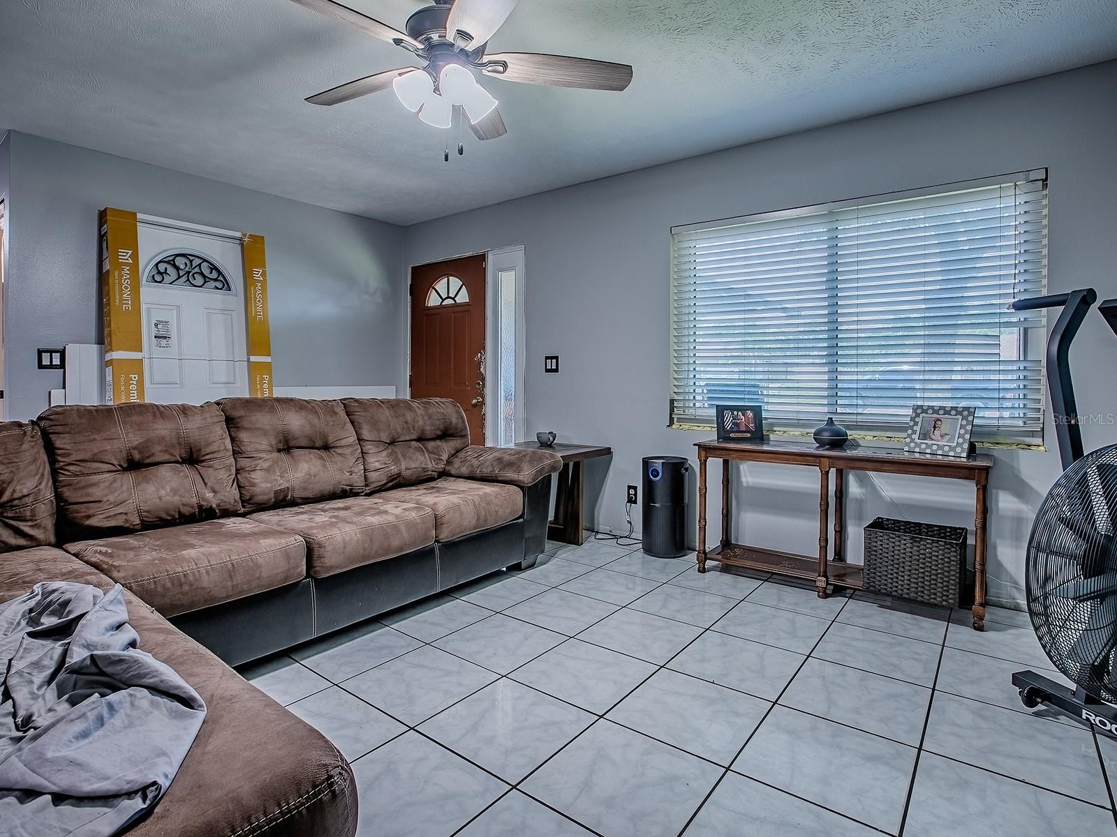 Image 4 of 33 For 10849 73rd Court