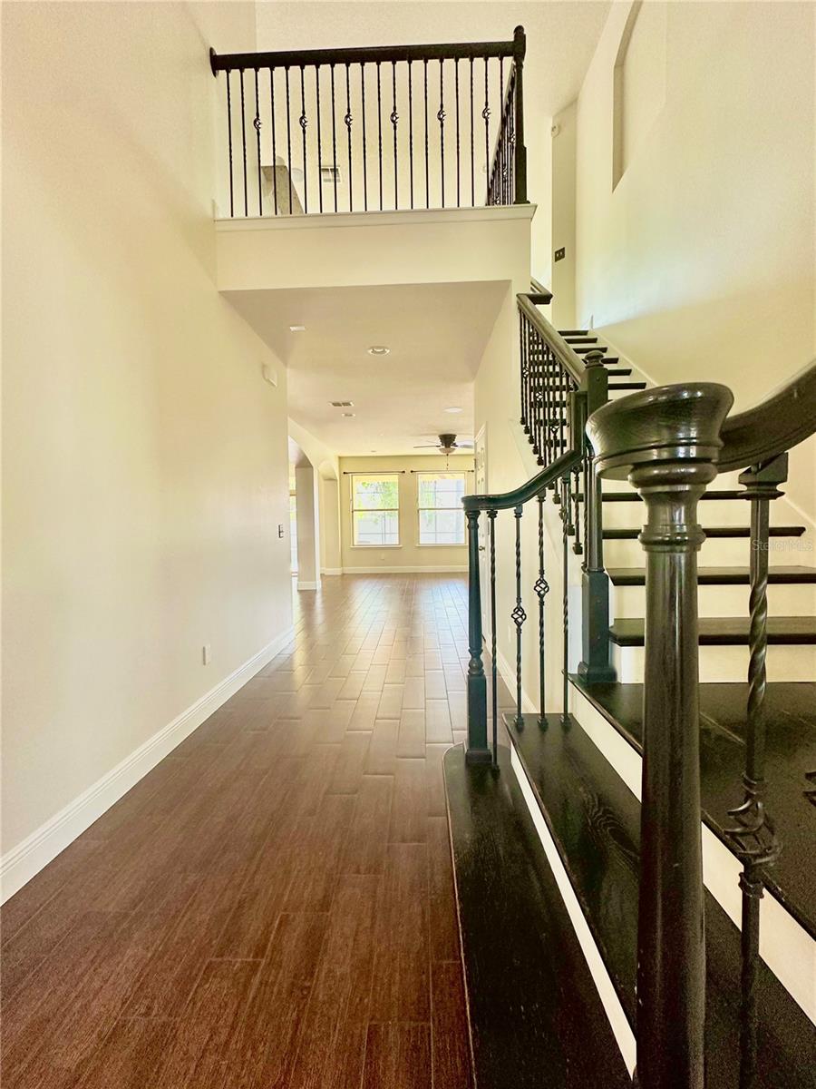 Image 4 of 31 For 2300 Kelbrook Court