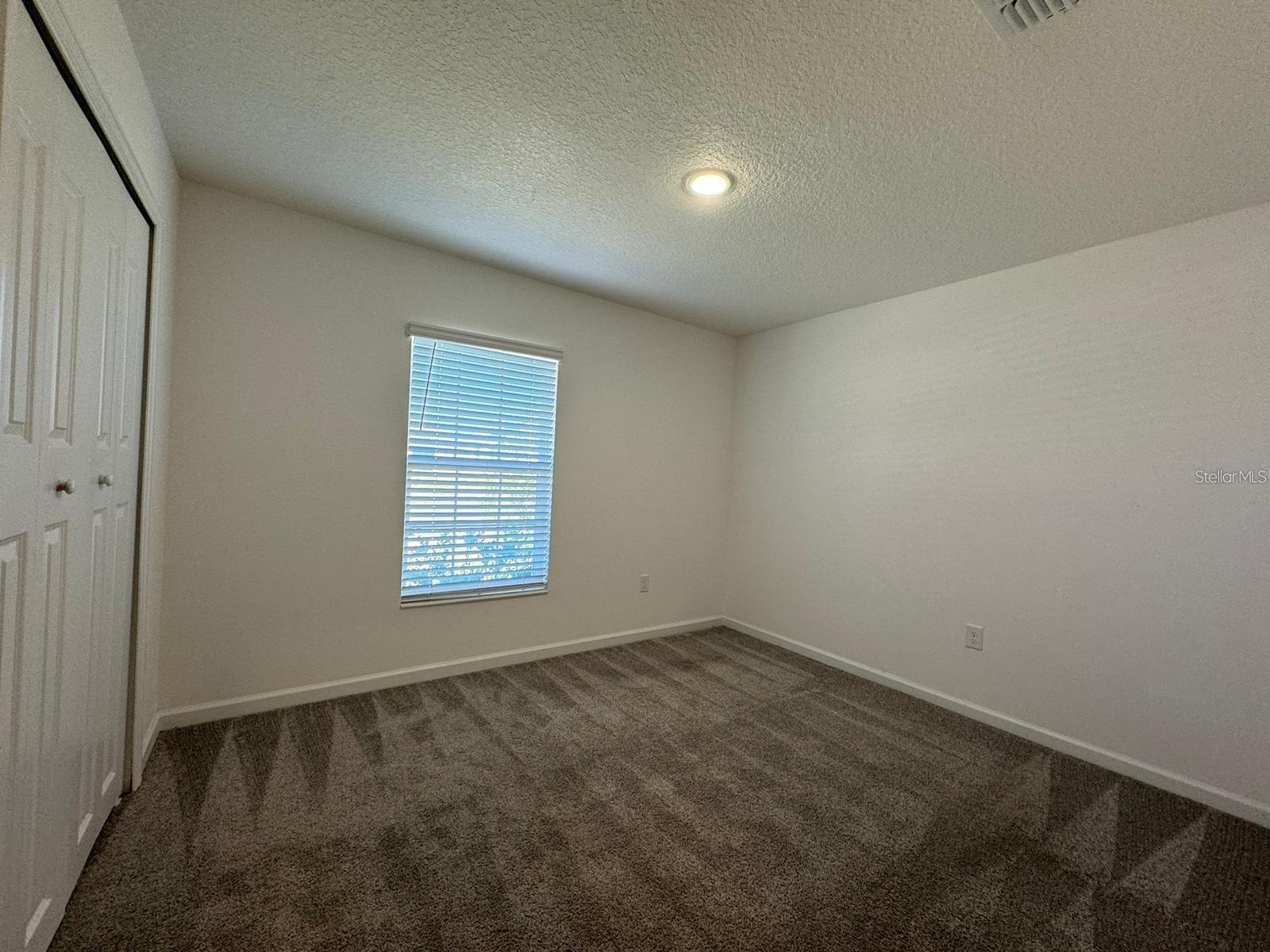 Image 12 of 24 For 994 Laurel View Way