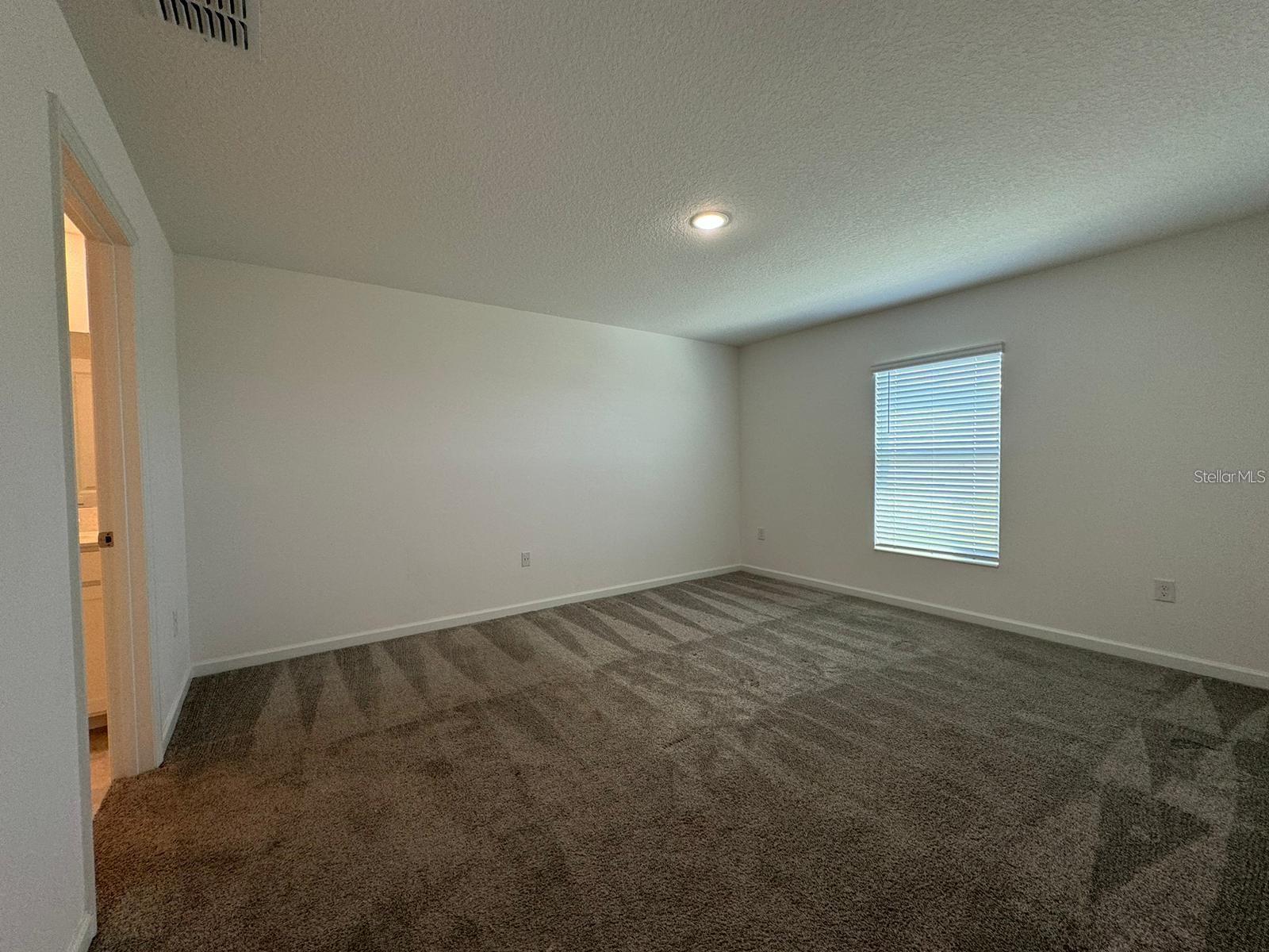 Image 13 of 24 For 994 Laurel View Way