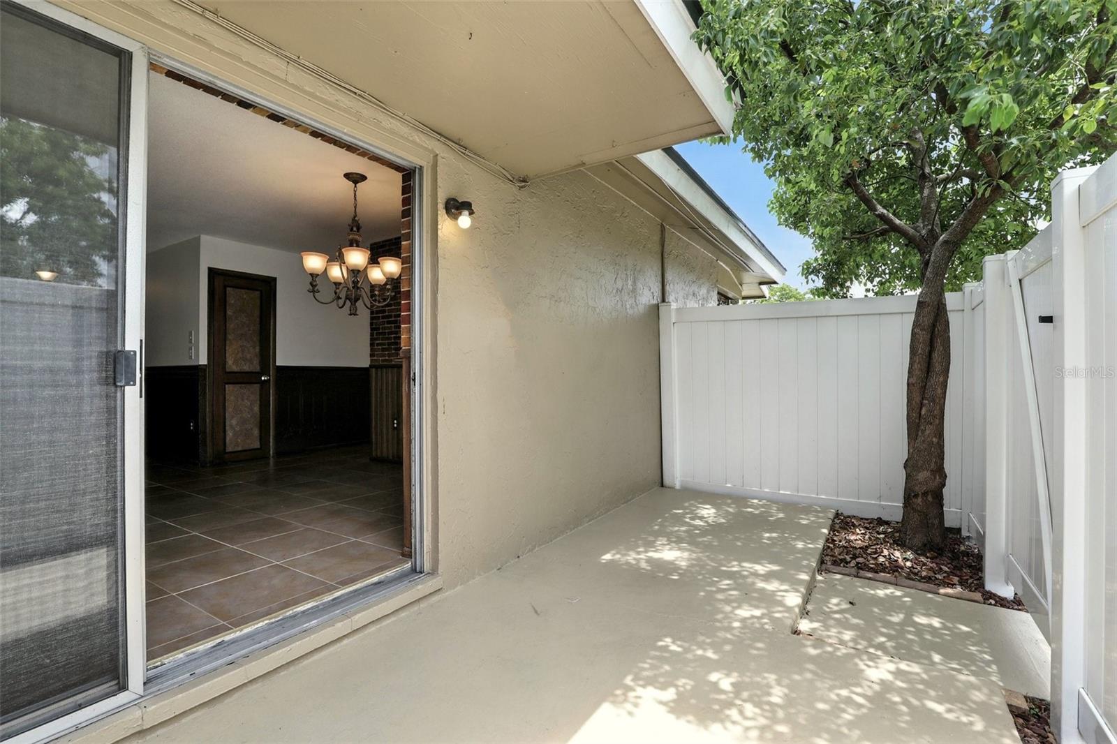 Image 25 of 28 For 207 Esplanade Way 101