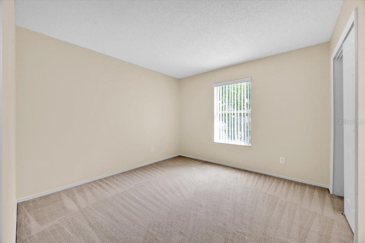 Image 22 of 31 For 14425 Huntingfield Drive
