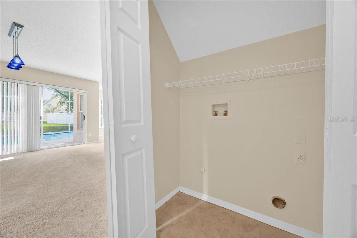 Image 26 of 31 For 14425 Huntingfield Drive