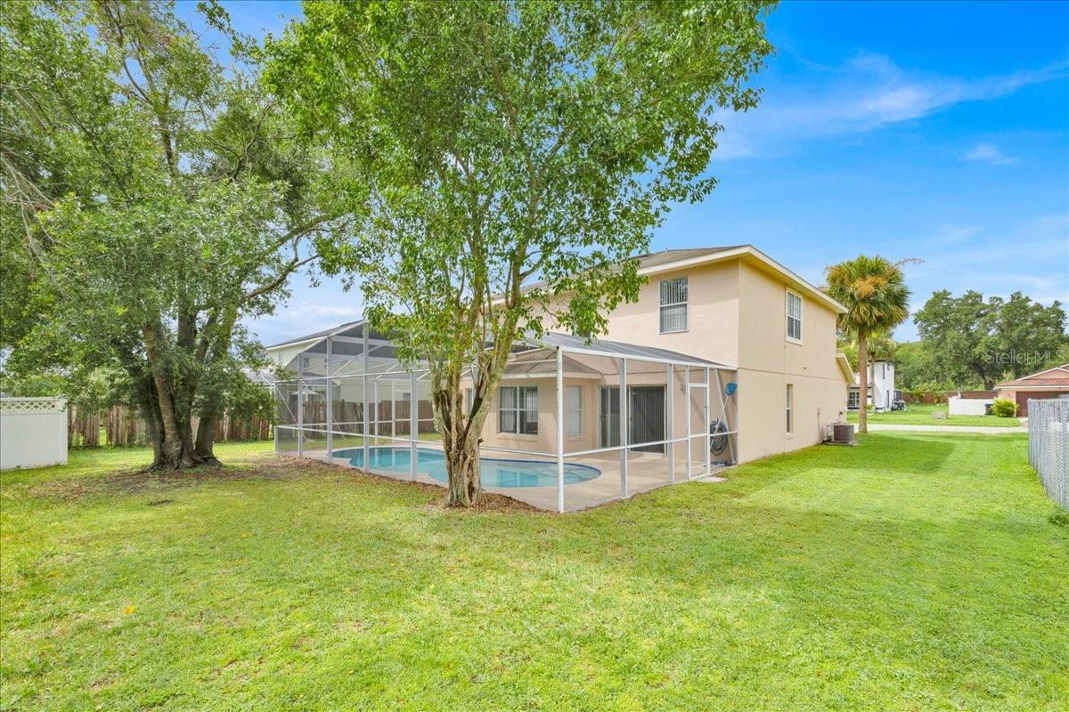 Image 31 of 31 For 14425 Huntingfield Drive