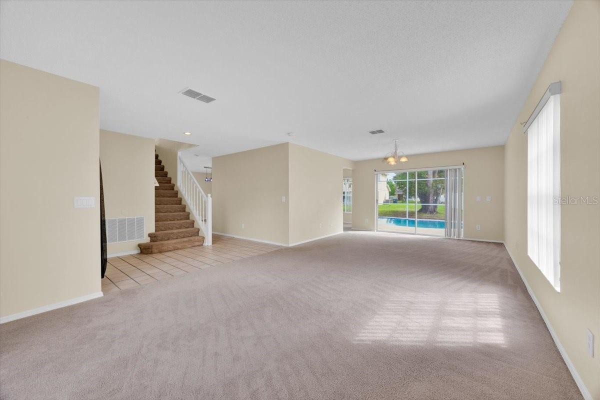 Image 5 of 31 For 14425 Huntingfield Drive