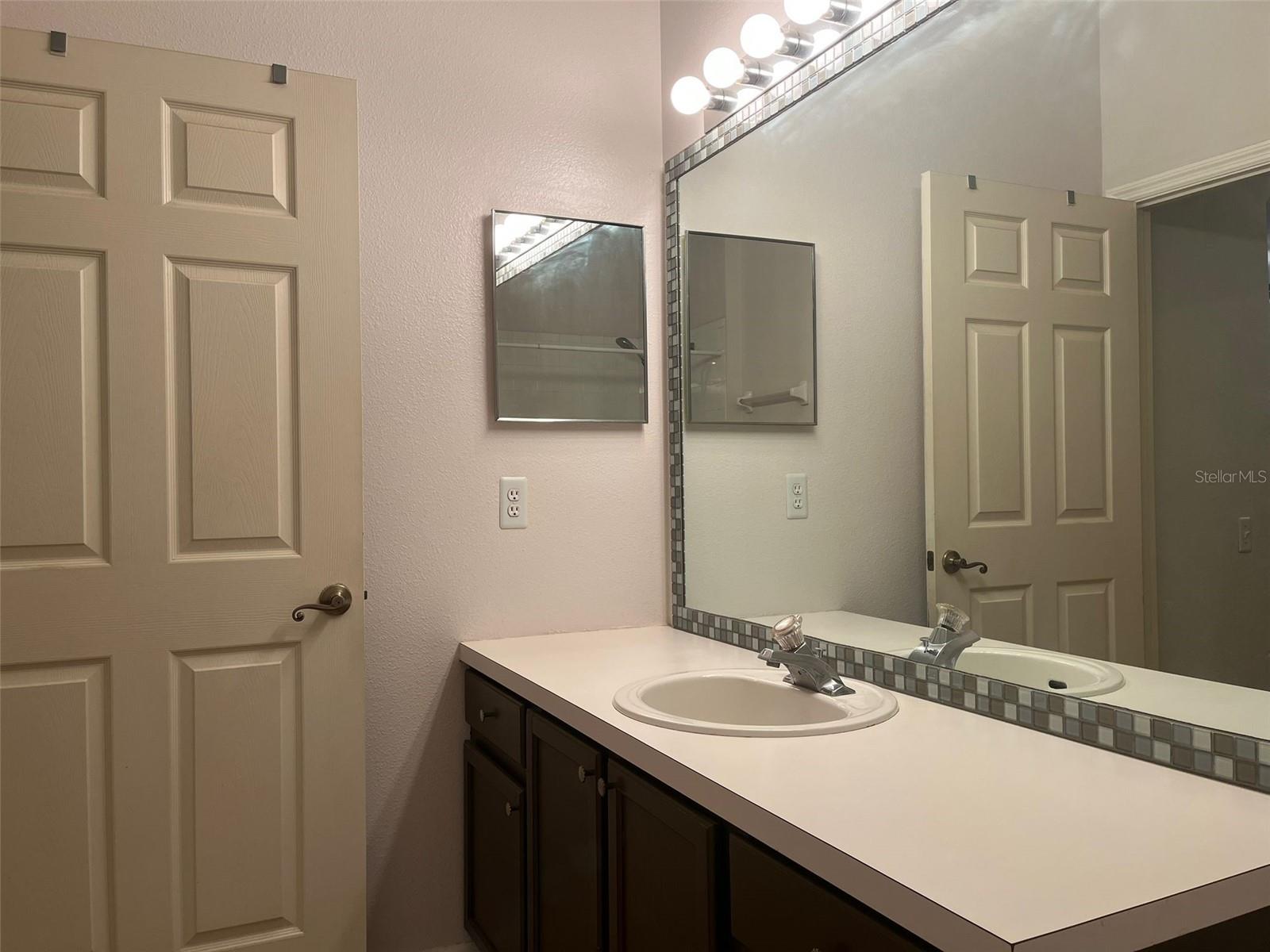 Image 14 of 21 For 7123 Yacht Basin Avenue 318
