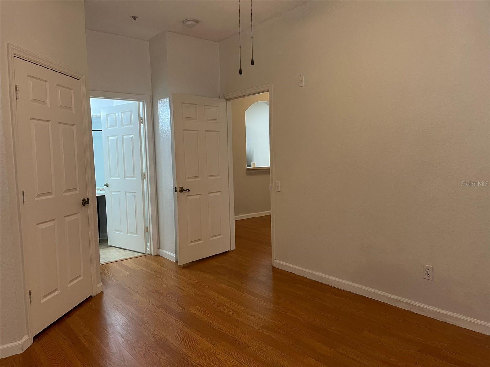 Image 17 of 21 For 7123 Yacht Basin Avenue 318