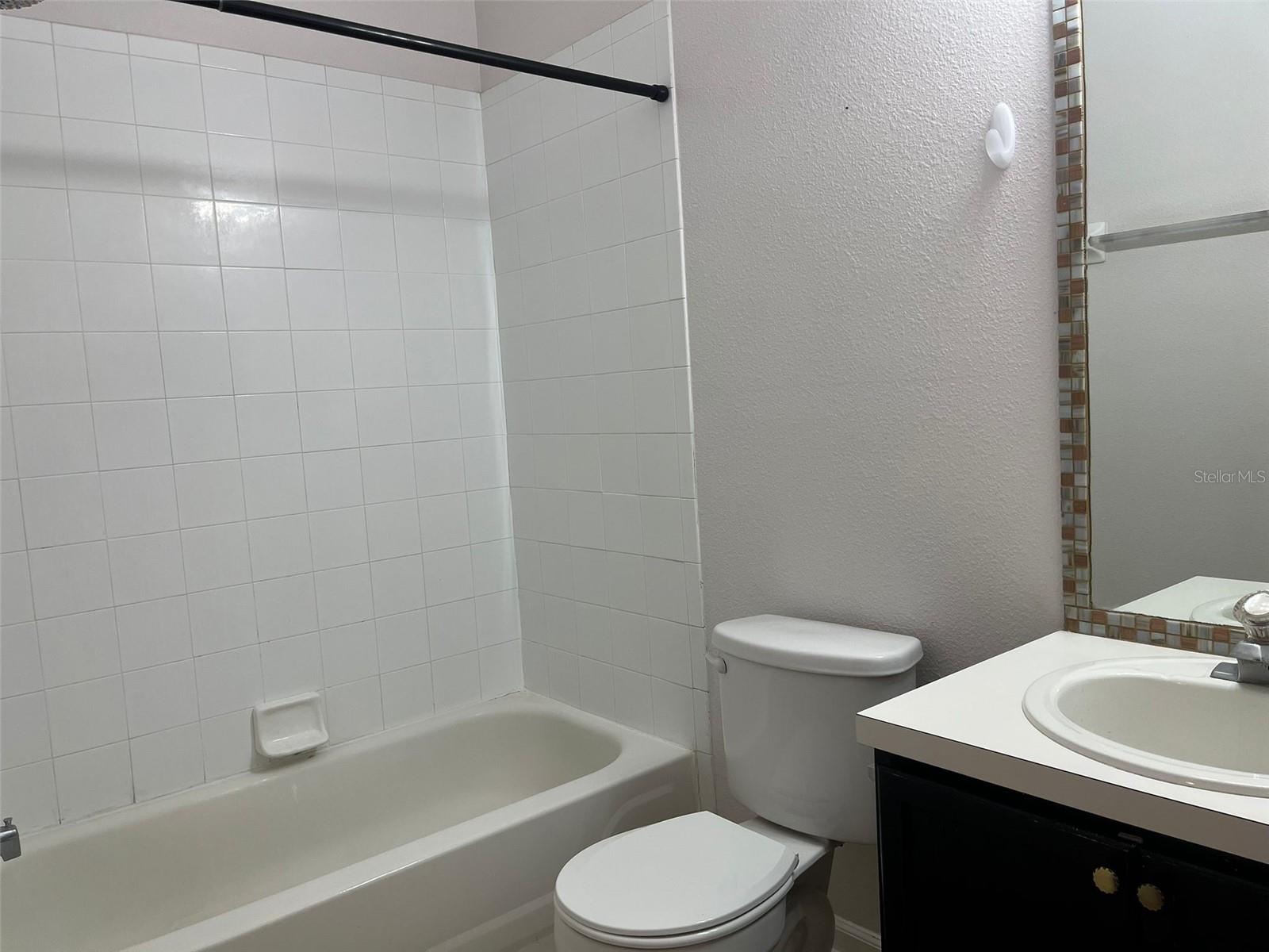 Image 19 of 21 For 7123 Yacht Basin Avenue 318