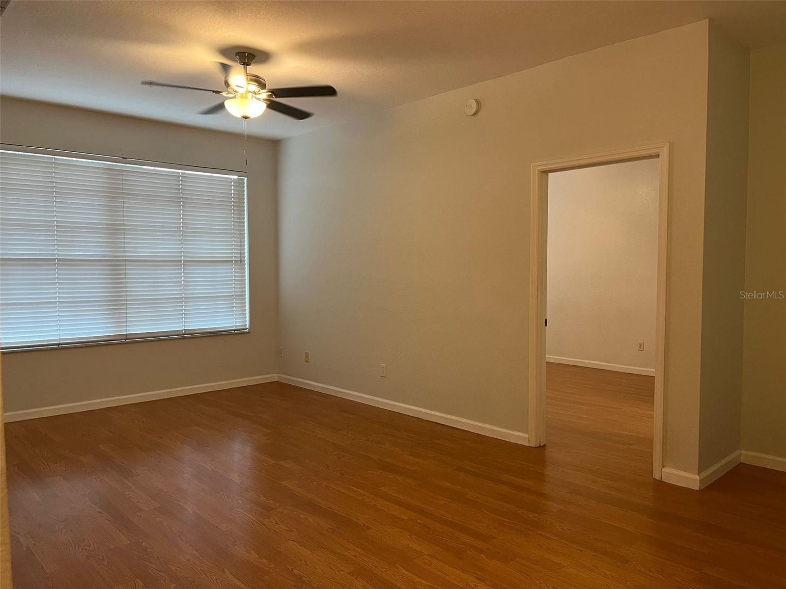 Image 5 of 21 For 7123 Yacht Basin Avenue 318