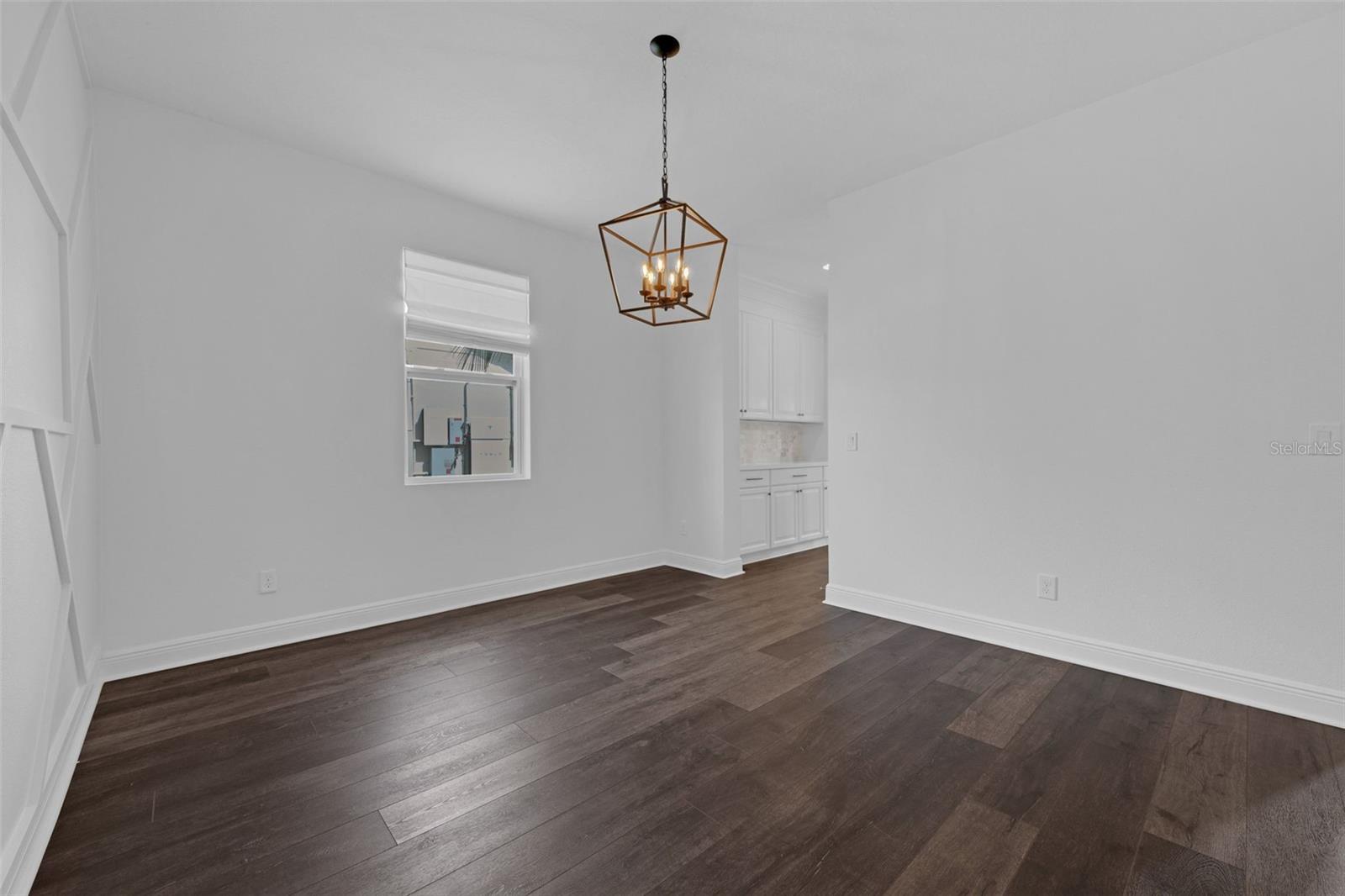 Image 14 of 37 For 9378 Bradleigh Drive
