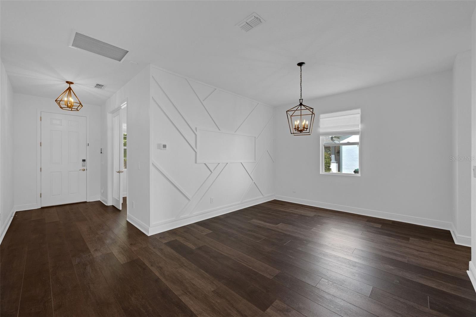 Image 17 of 37 For 9378 Bradleigh Drive